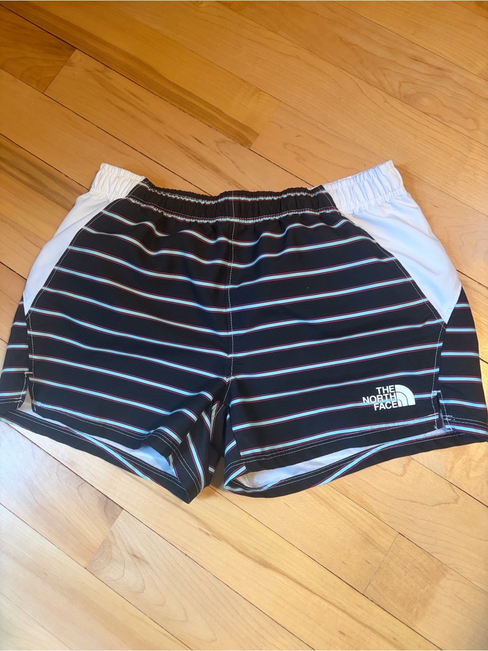The North Face Girls S 7/8 flashdry board shorts swim beach summer